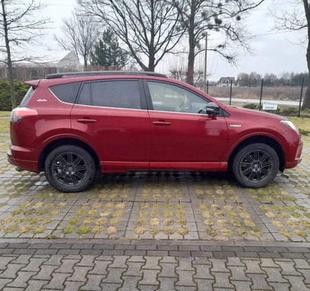 Toyota RAV4 cena 79800 przebieg: 181107, rok produkcji 2017 z Czchów małe 137